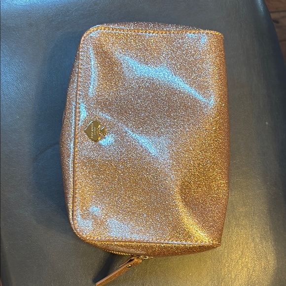 kate spade Handbags - Kate Spade NWOT rose gold glitter Mavis street cosmetic bag